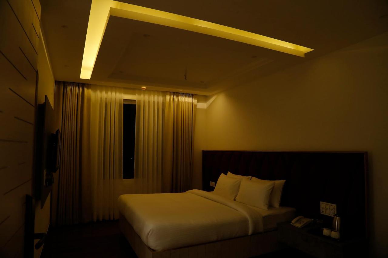 Dayal Hotel Una (Himachal Pradesh) Екстер'єр фото