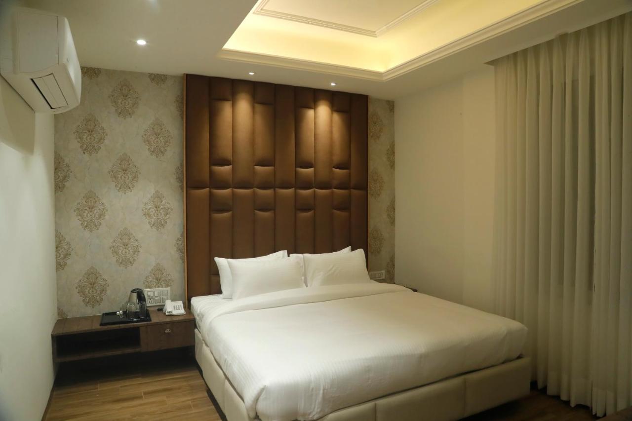 Dayal Hotel Una (Himachal Pradesh) Екстер'єр фото