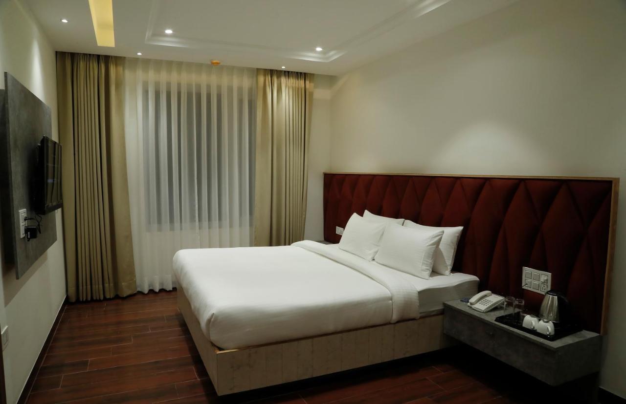 Dayal Hotel Una (Himachal Pradesh) Екстер'єр фото