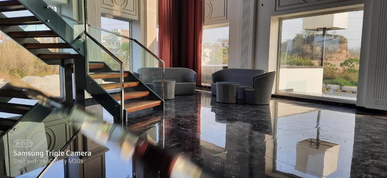 Dayal Hotel Una (Himachal Pradesh) Екстер'єр фото
